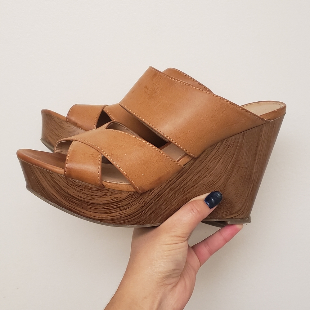 Brown Wedges